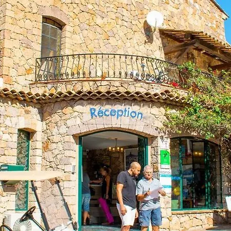 Mobilhome 4 Personnes Camping Ile D'Or St Raphael Campingplatz Saint-Raphaël